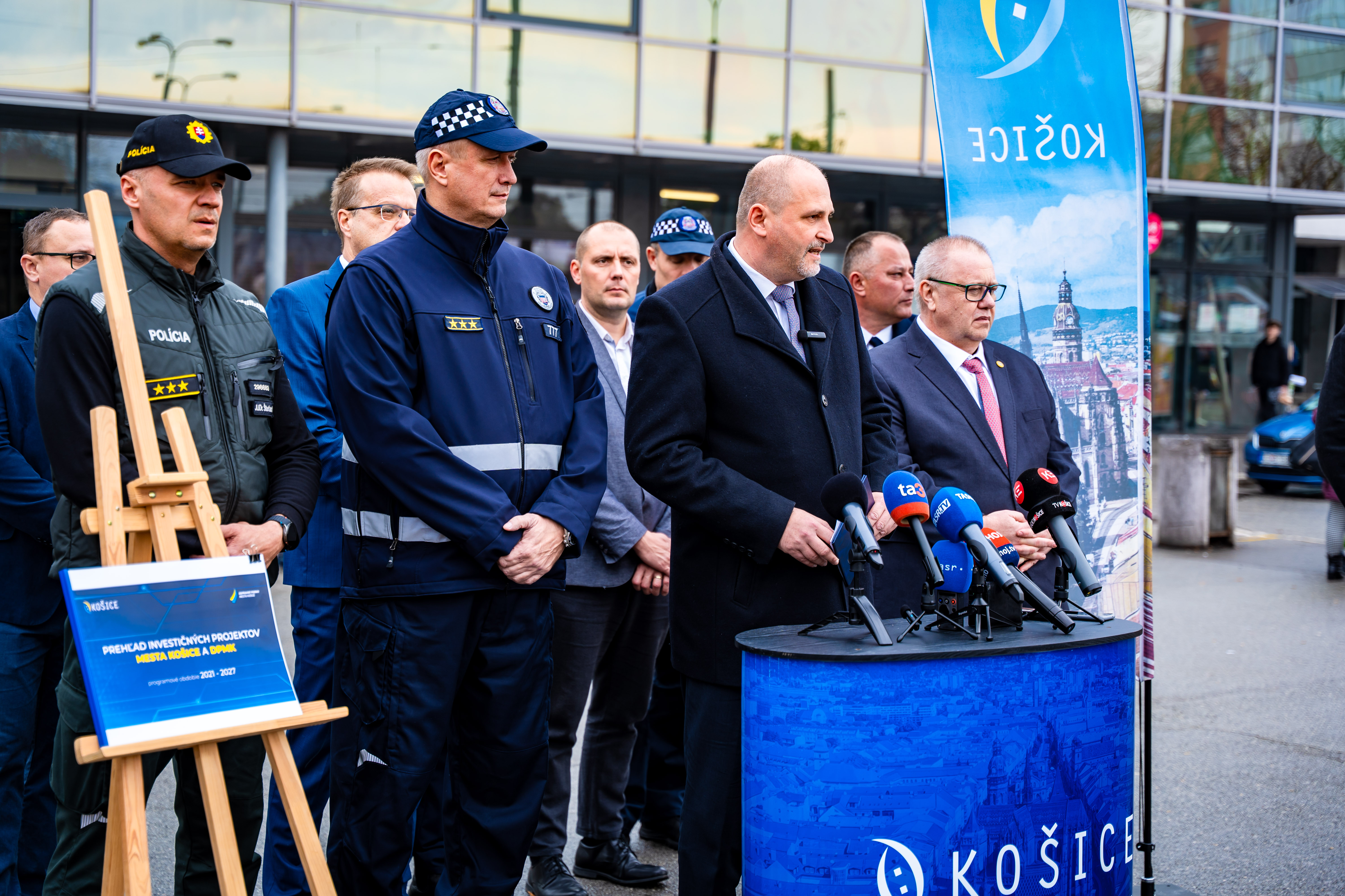 Tlacovy brifing - Otvorenie noveho klientskeho centra Dopravneho podniku mesta Kosice na Hlavnej zeleznicnej stanici